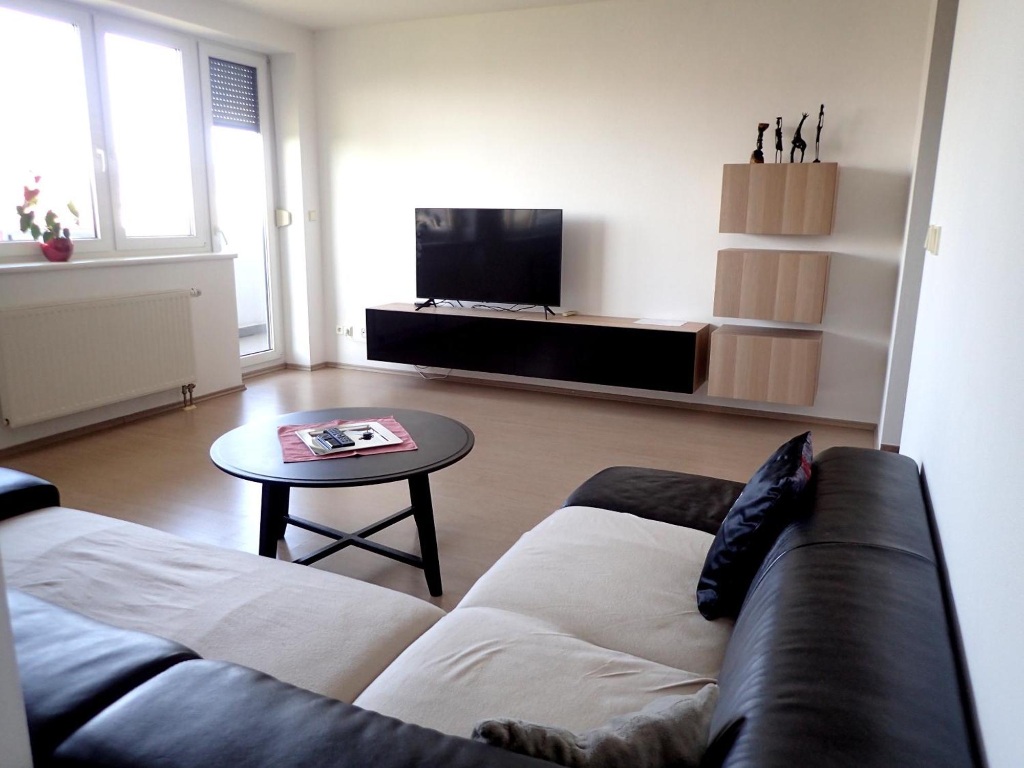 Marguerite Apartment - Parking Including Bratislava Esterno foto